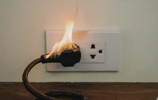 Don’t Risk It: The Correct Extinguisher for Electrical Fires in NZ